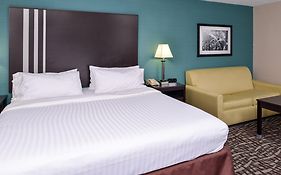 Holiday Inn Express Hotel & Suites Youngstown - North Lima/Boardman By Ihg